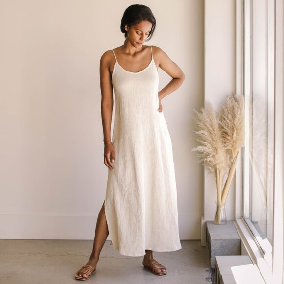 BAHHGOOSE- Rose Maxi Dress in Wheat, size XS/S - Picture 5 of 12